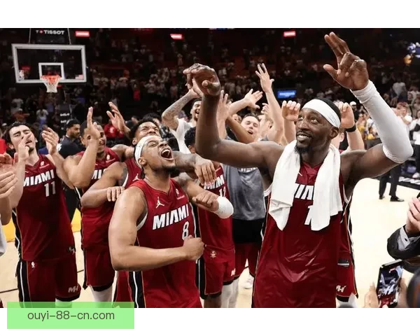 湖人对阵热火前瞻詹眉冲击连胜阿德巴约复出热火盼止颓势